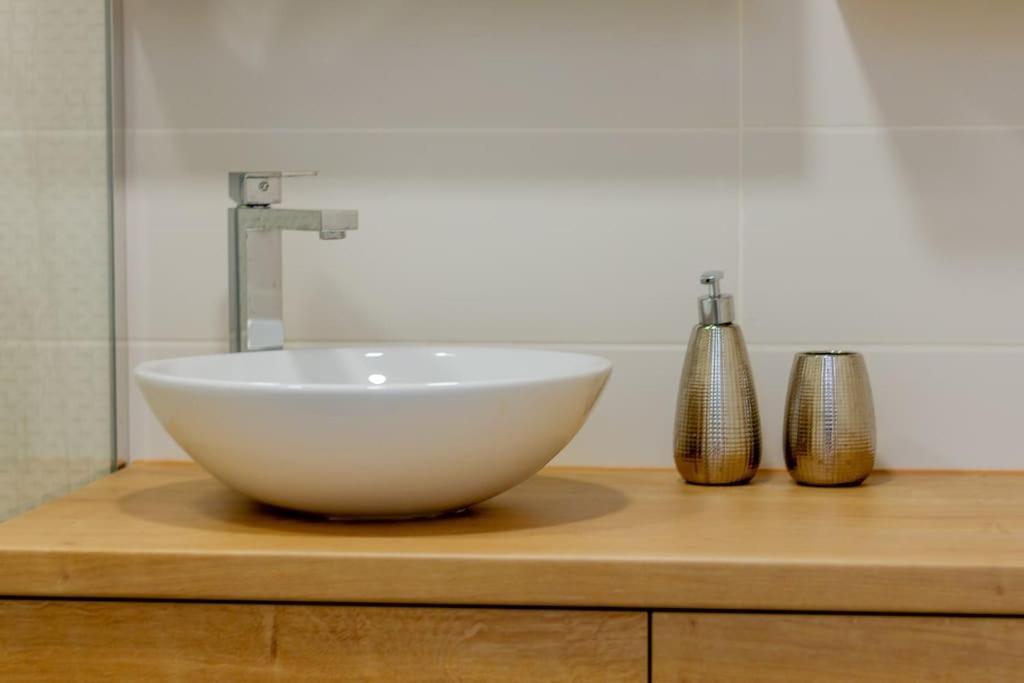 Apartmento Albero Di Acacia By Nw บูดาเปสต์ ภายนอก รูปภาพ